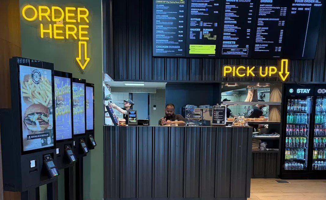 Wie funktioniert eine digitale Self-Order-App im Restaurant?