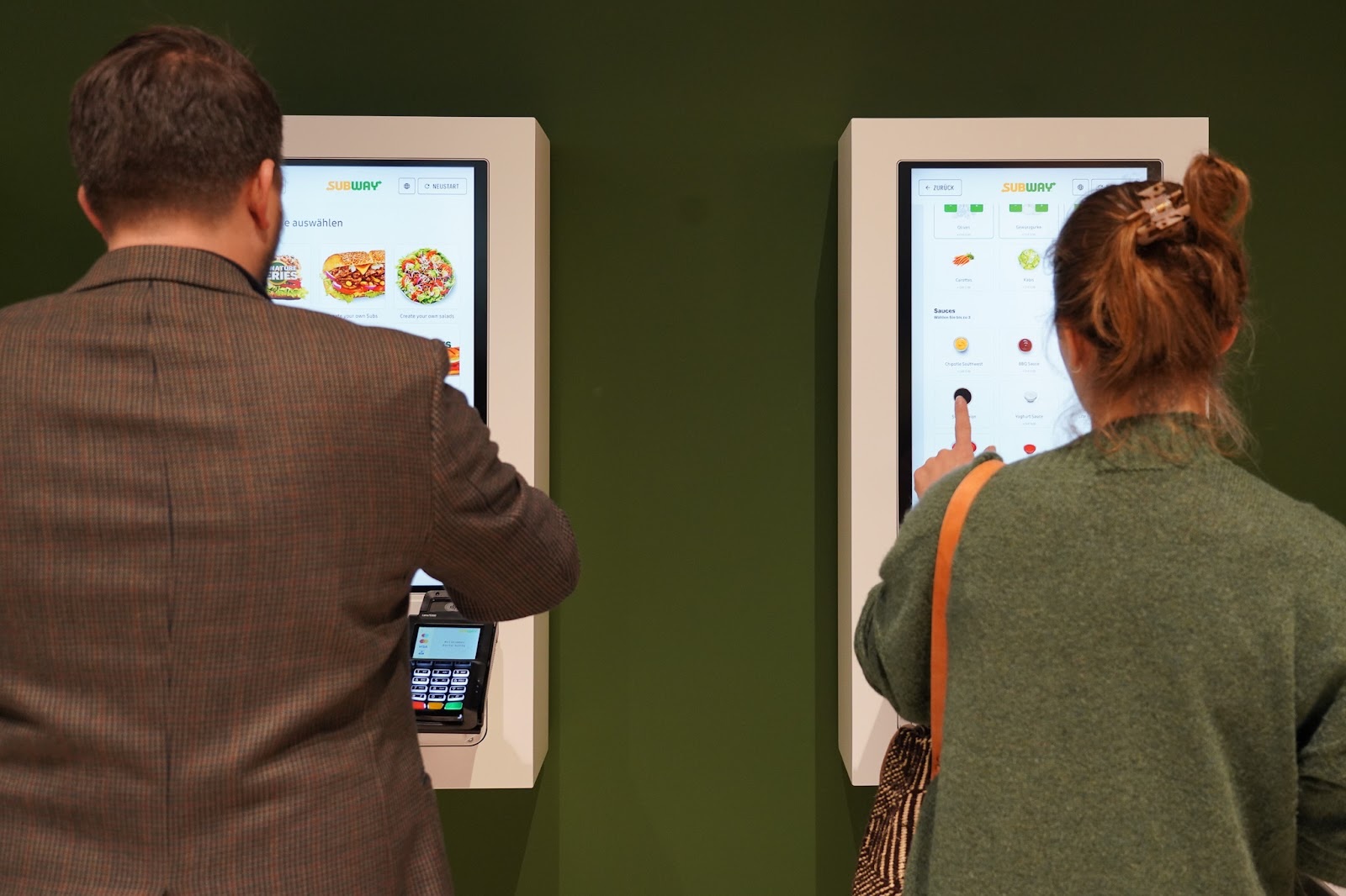 How Self-Order Terminals Benefit Your Business, Customers, and Team